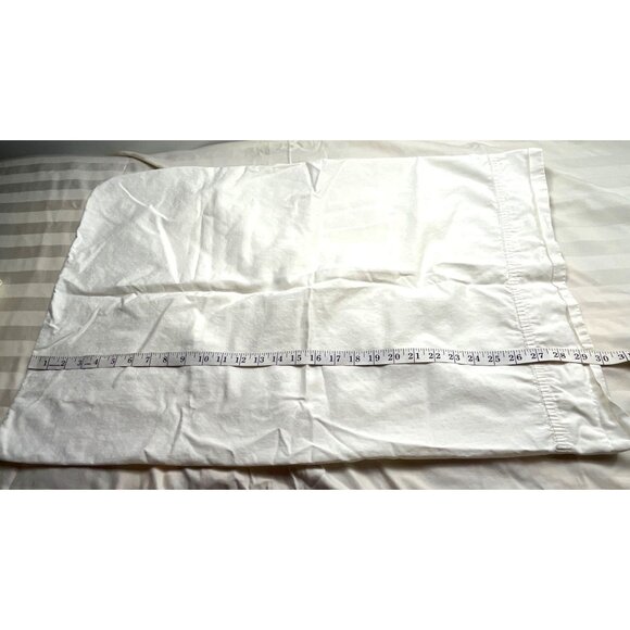 3-Piece White Cotton Pillowcase Set 21"x30 91c - Picture 2 of 4